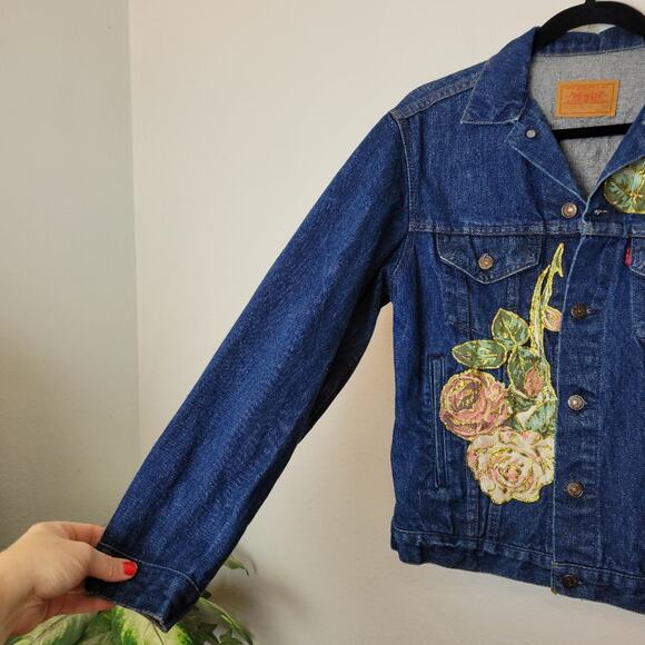 LEVI'S Floral Painted Patch Denim Jean Jacket Pockets Preppy Upcycled Size M - Picture 5 of 16